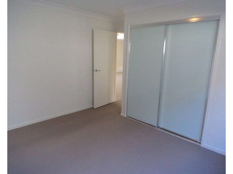 4 Walsh Drive, Goulburn NSW 2580