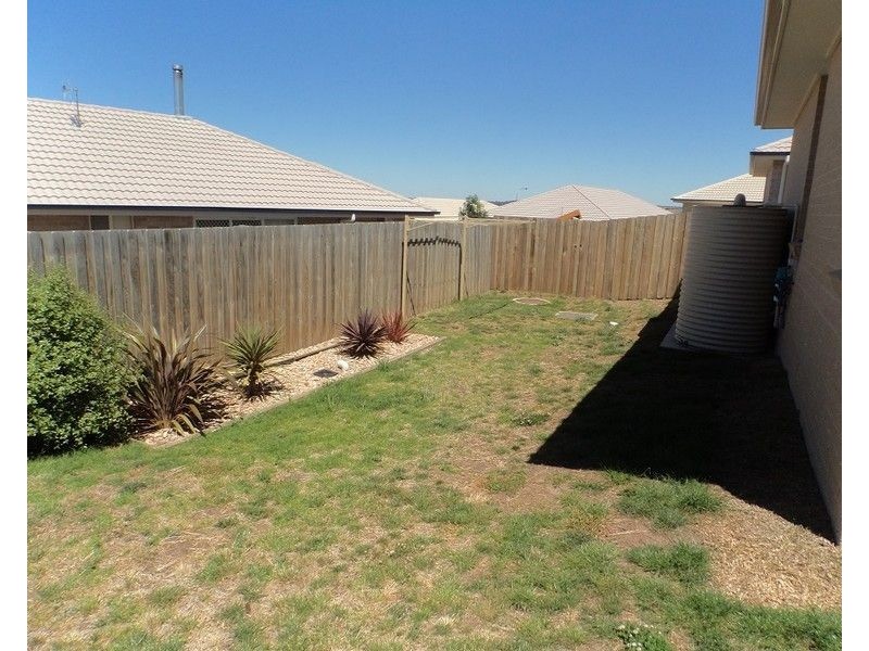 4 Walsh Drive, Goulburn NSW 2580