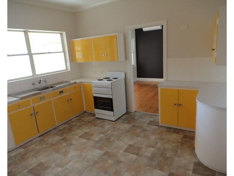 99 Combermere Street, Goulburn NSW 2580