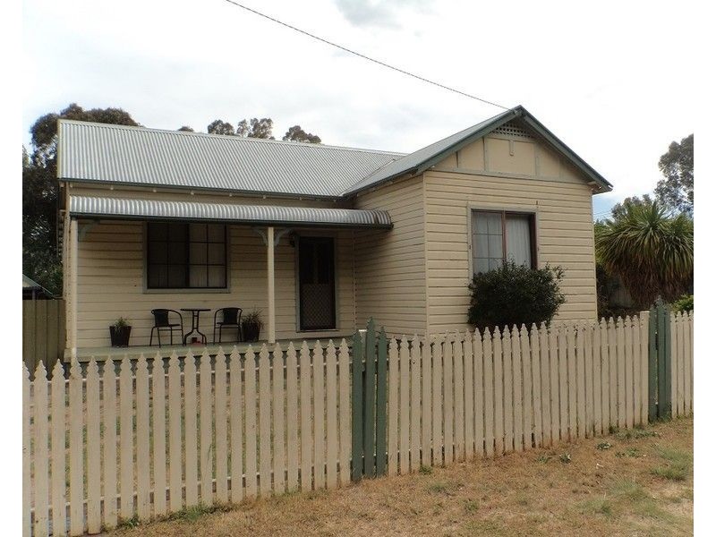 192 Addison Street, Goulburn NSW 2580