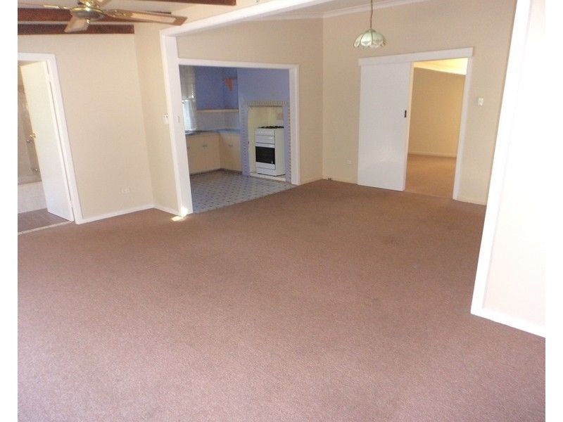 192 Addison Street, Goulburn NSW 2580