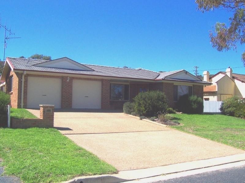 27 Emma Street, Goulburn NSW 2580