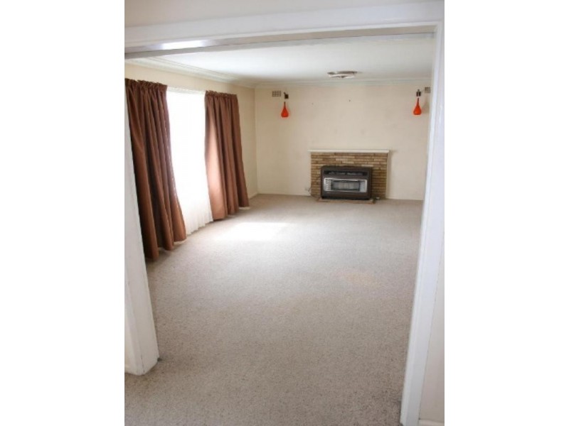 8 Audubon Crescent, Goulburn NSW 2580