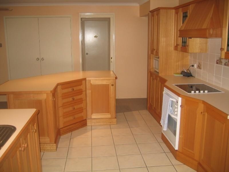 12 Komungla Crescent, Goulburn NSW 2580