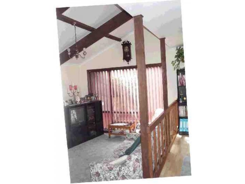 8 Grant Parade, Goulburn NSW 2580