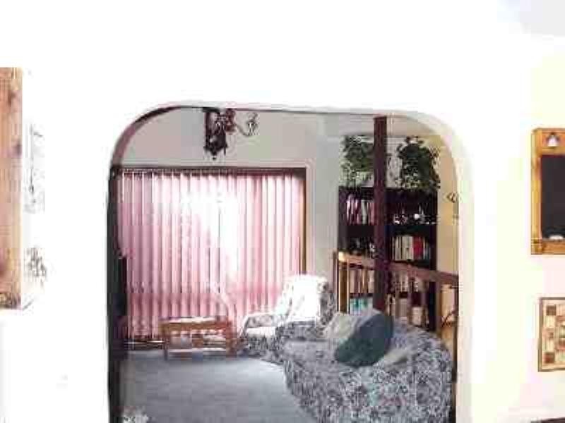 8 Grant Parade, Goulburn NSW 2580