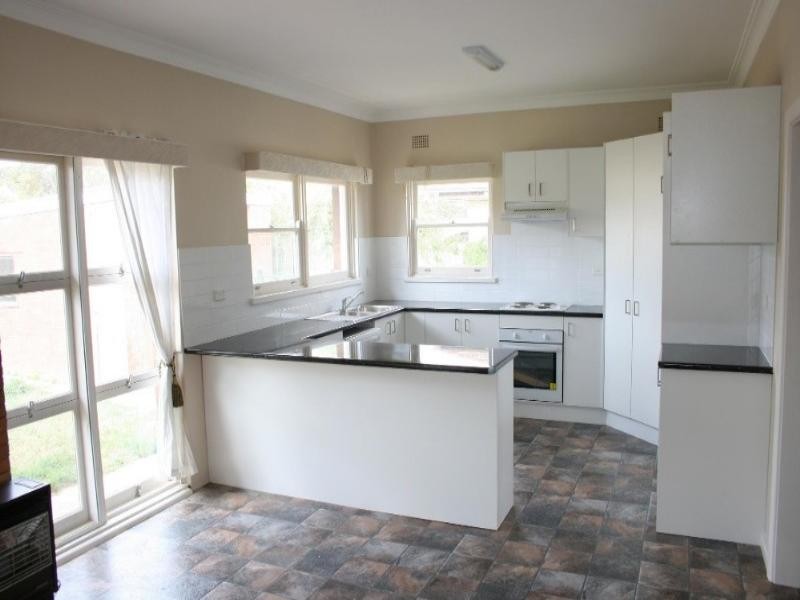 85 Mary Street, Goulburn NSW 2580