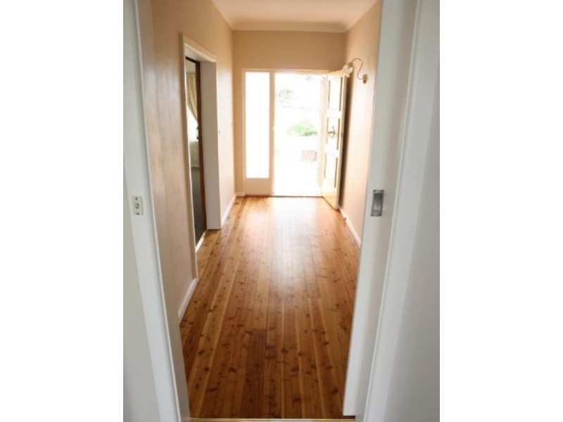 85 Mary Street, Goulburn NSW 2580