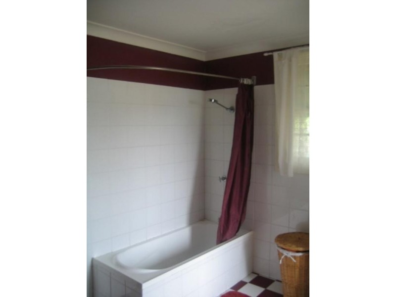 6 Hillview Road, Goulburn NSW 2580