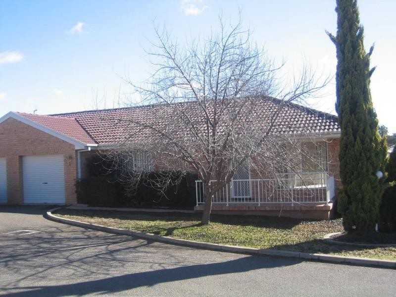 6/114 Gibson Street, Goulburn NSW 2580