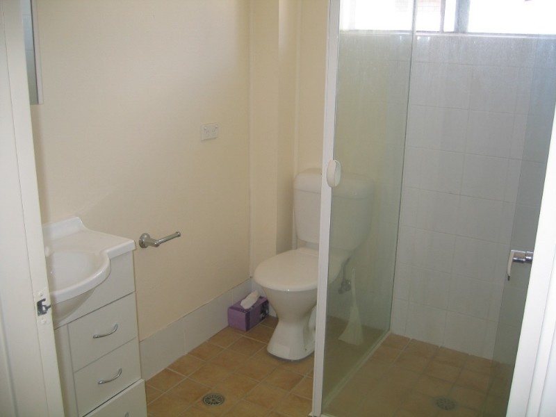 8/4 Albion Street, Goulburn NSW 2580