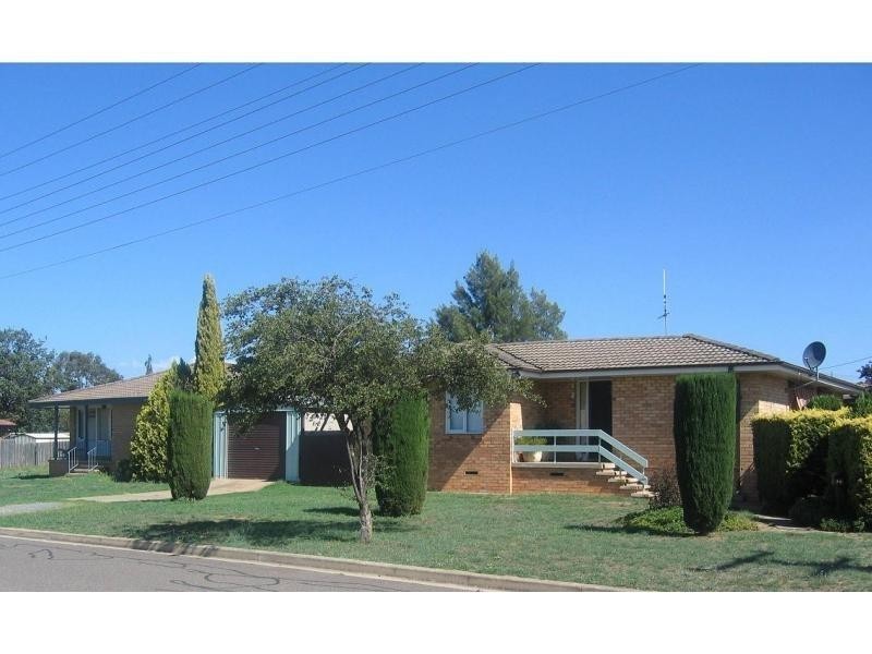 25 Gourock Avenue, Goulburn NSW 2580