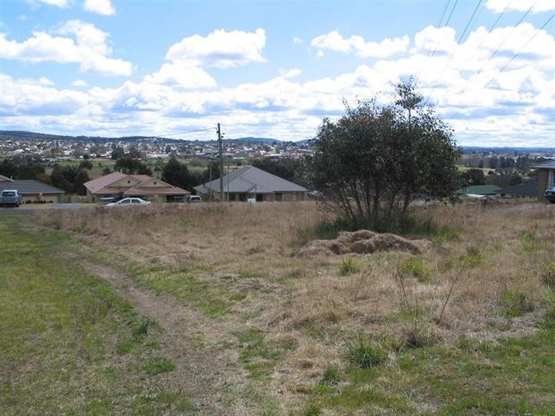 21 Melliodora Drive, Goulburn NSW 2580