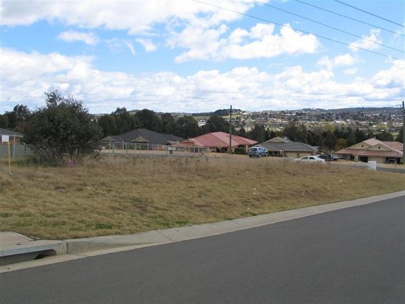 21 Melliodora Drive, Goulburn NSW 2580