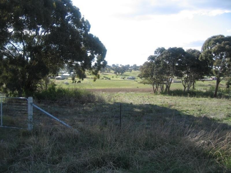 76 Greendale Crescent, Goulburn NSW 2580