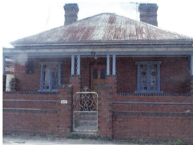 99 Clifford Street, Goulburn NSW 2580