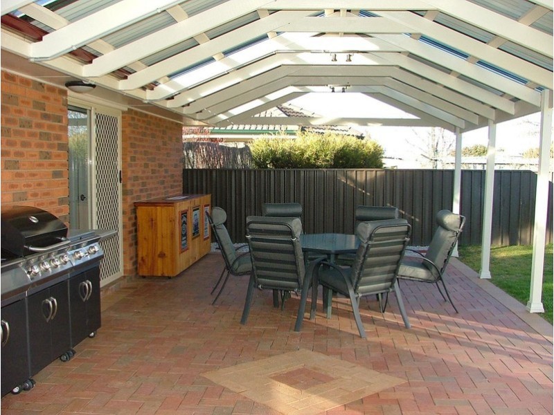 16 Paradise Place, Goulburn NSW 2580