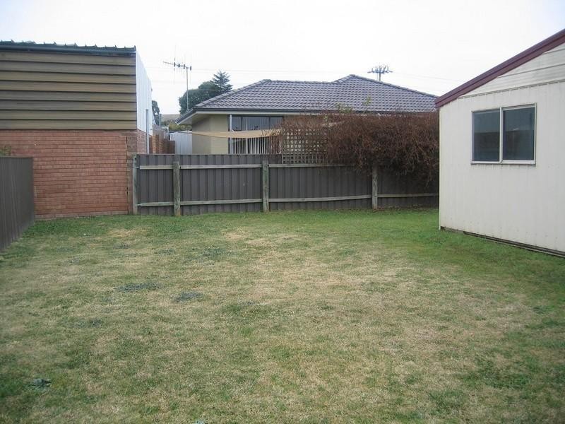 16 Paradise Place, Goulburn NSW 2580