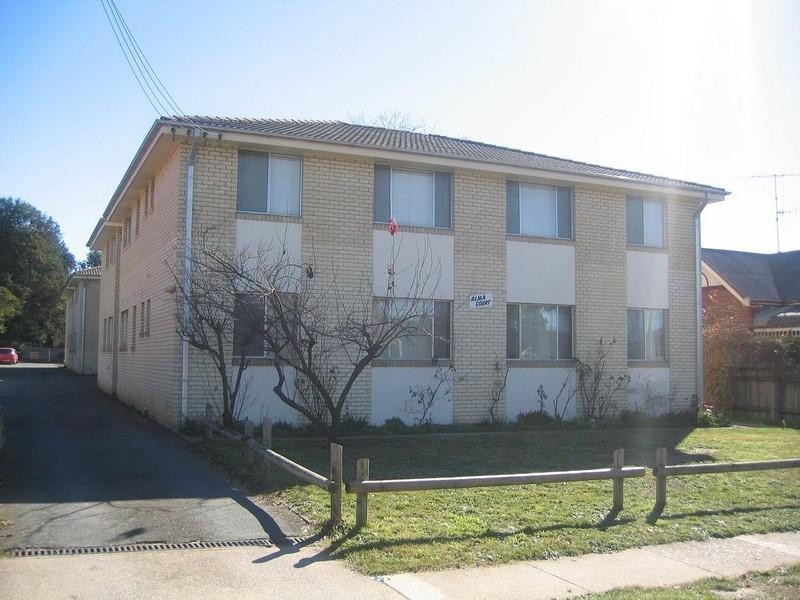 12/212 Cowper Street, Goulburn NSW 2580
