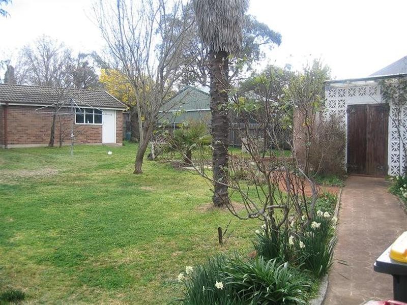 216 Cowper Street, Goulburn NSW 2580