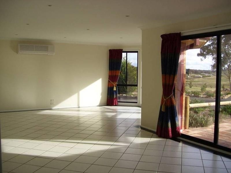 19 Waterview Rd (off Ducks Lane), Goulburn NSW 2580