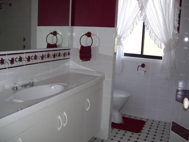 19 Waterview Rd (off Ducks Lane), Goulburn NSW 2580