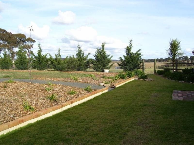 19 Waterview Rd (off Ducks Lane), Goulburn NSW 2580