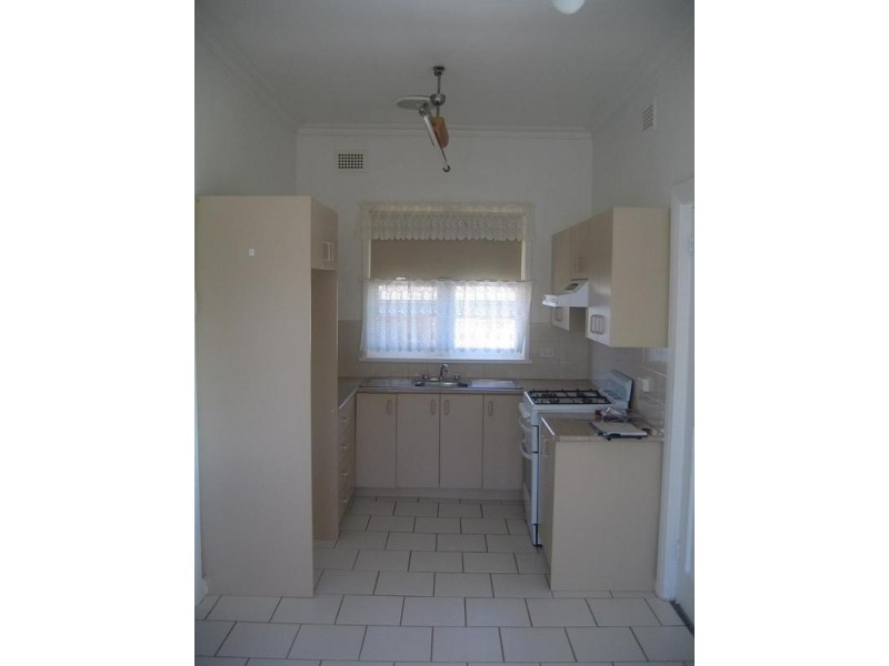 19 Lorne Street, Goulburn NSW 2580