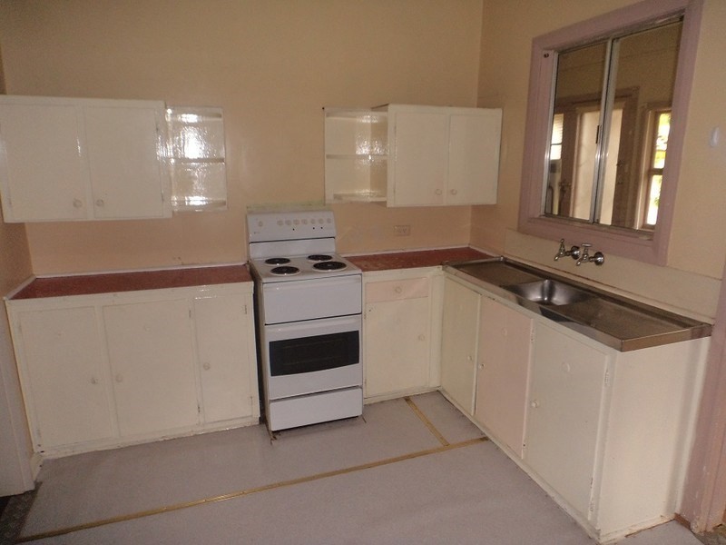 14 Gibson Street, Goulburn NSW 2580