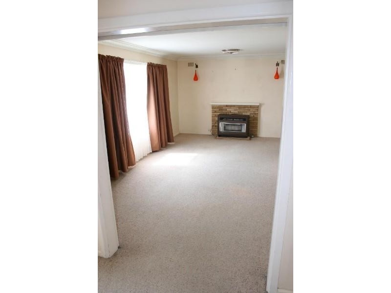 8 Audubon Crescent, Goulburn NSW 2580