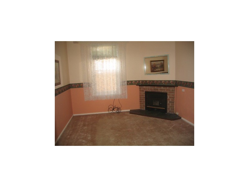 54 Maud Street, Goulburn NSW 2580