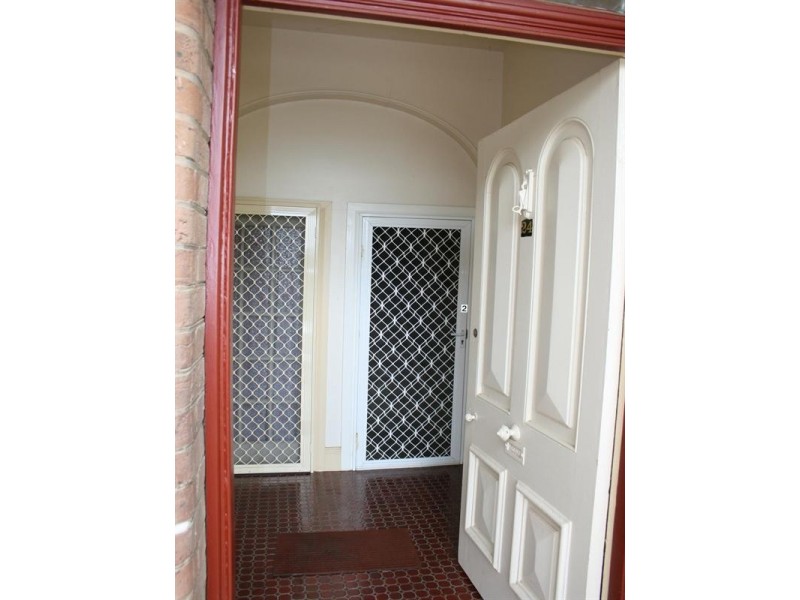 2/24 Church Street, Goulburn NSW 2580