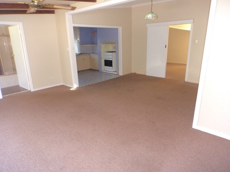 192 Addison Street, Goulburn NSW 2580