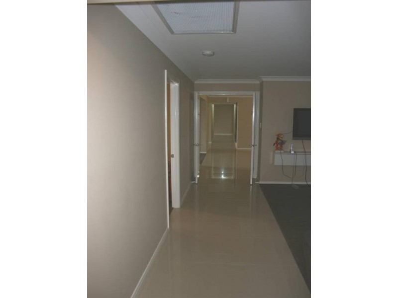 22 Racecourse Drive, Goulburn NSW 2580