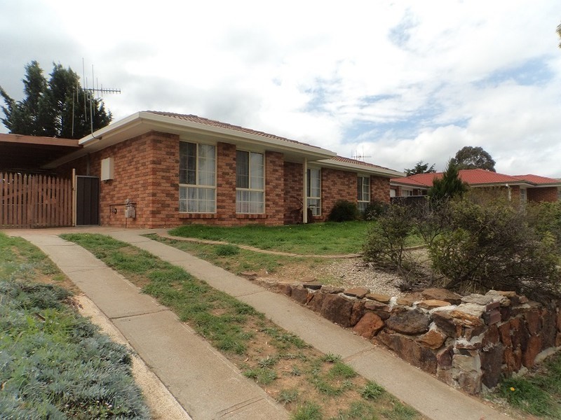 37 Jacqua Avenue, Goulburn NSW 2580
