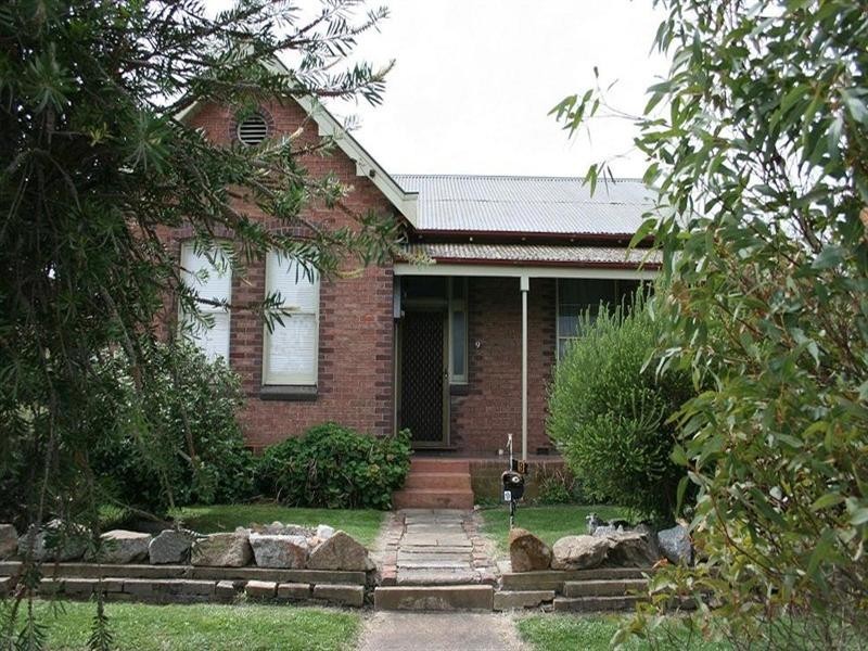9 Walker Street, Goulburn NSW 2580