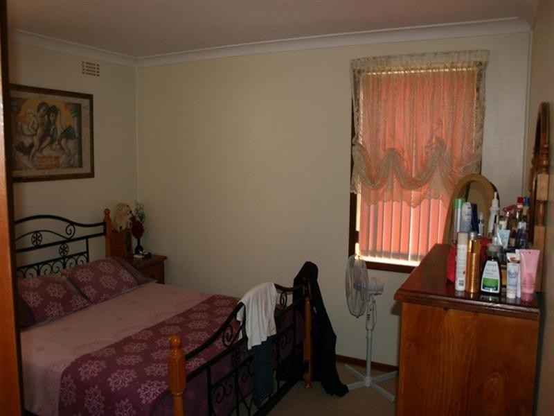 51 Hoskins Street, Goulburn NSW 2580