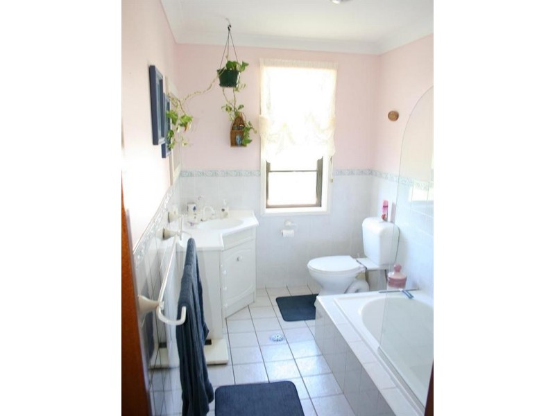 51 Hoskins Street, Goulburn NSW 2580