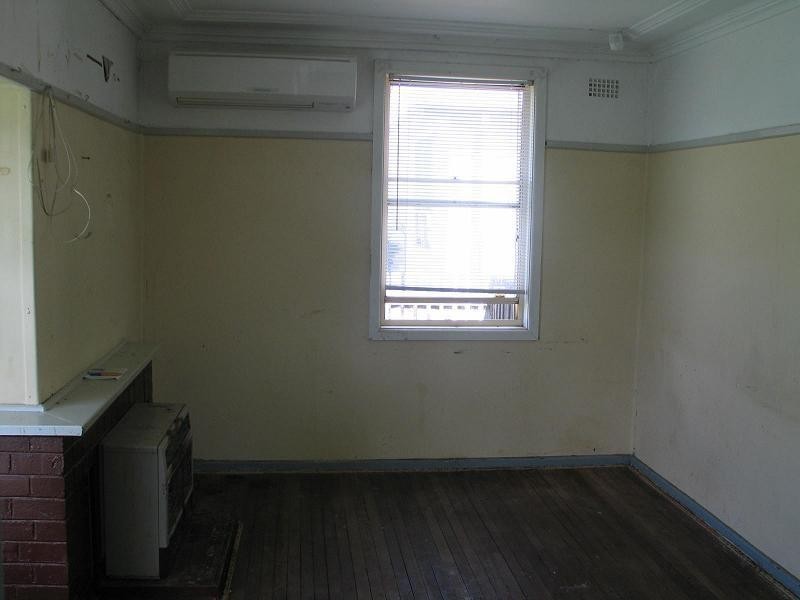 9 Darcy Crescent, Goulburn NSW 2580