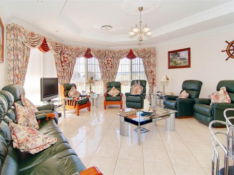 115 Bonnett Drive, Goulburn NSW 2580