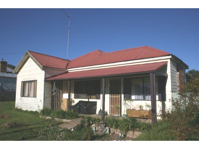 6 Austin Street, Marulan NSW 2579