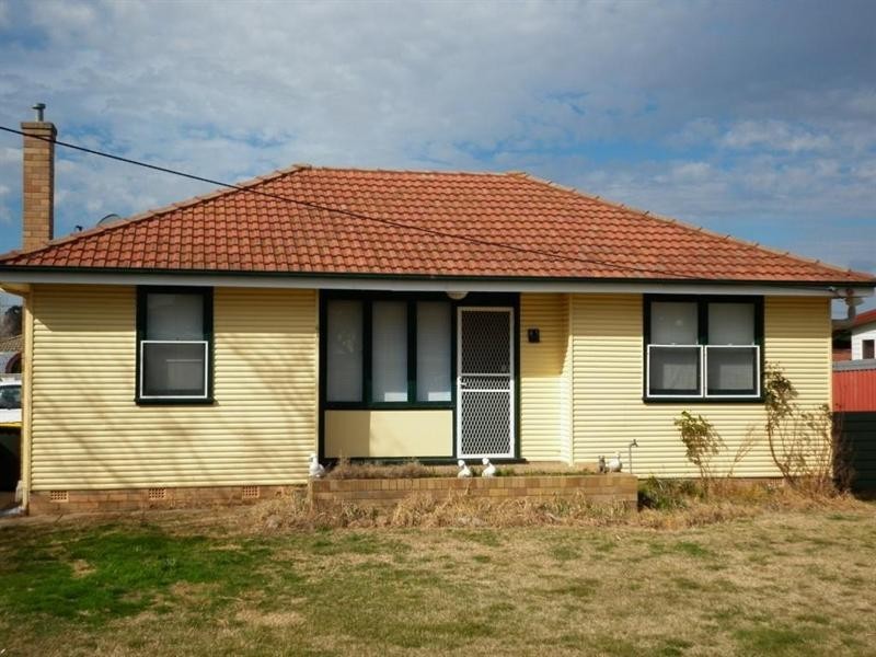 41 Chisholm Street, Goulburn NSW 2580