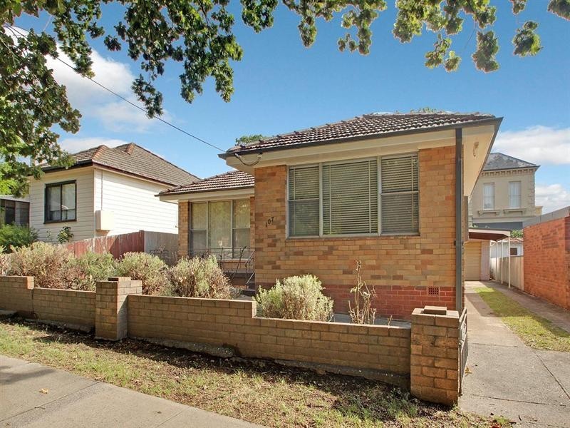107 Bradley Street, Goulburn NSW 2580