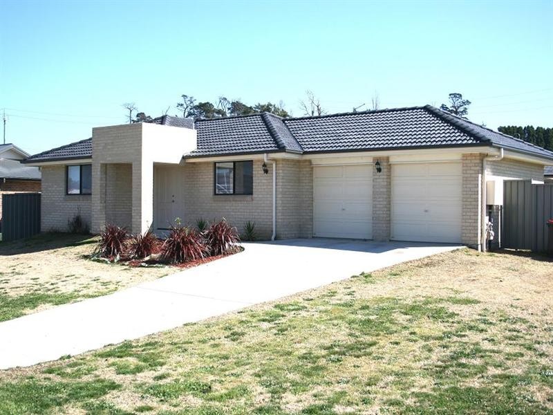 12 Wright Place, Goulburn NSW 2580