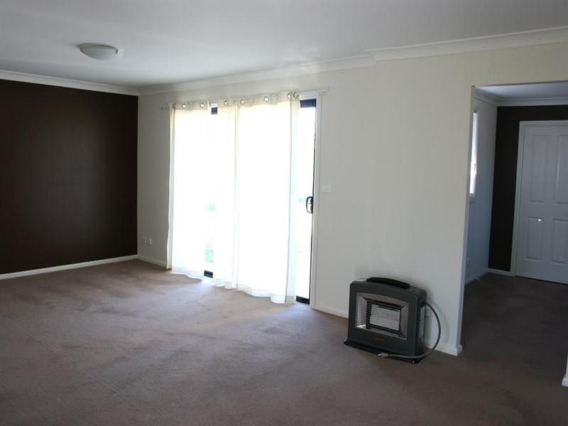 12 Wright Place, Goulburn NSW 2580