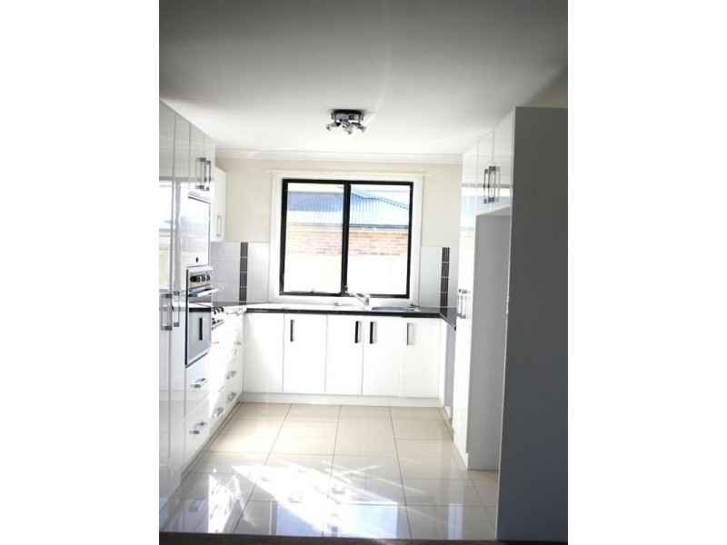 12 Wright Place, Goulburn NSW 2580