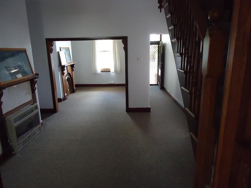 102 Clifford Street, Goulburn NSW 2580