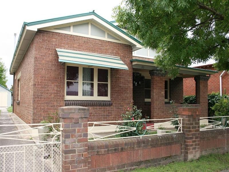 130 Lagoon Street, Goulburn NSW 2580