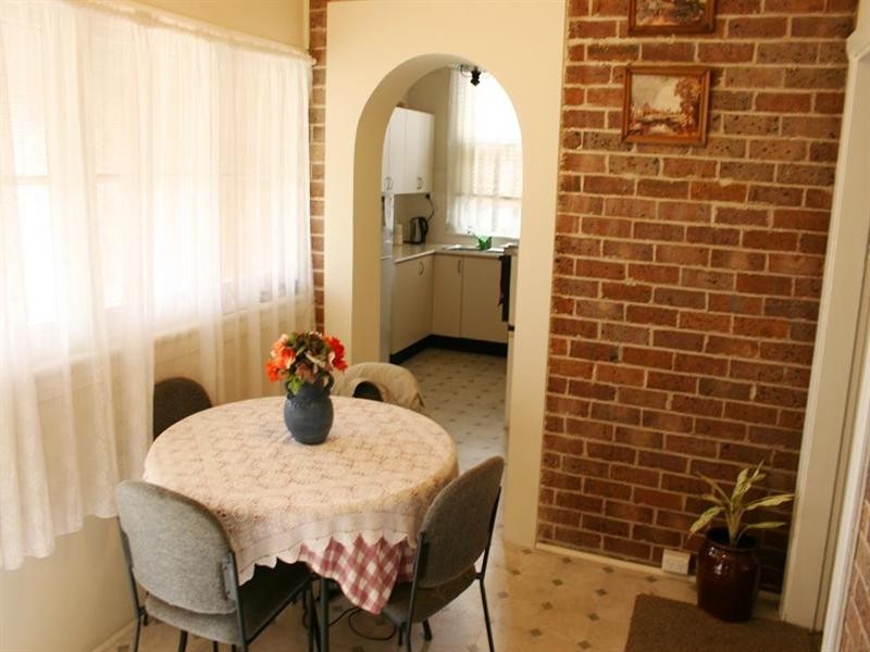 130 Lagoon Street, Goulburn NSW 2580