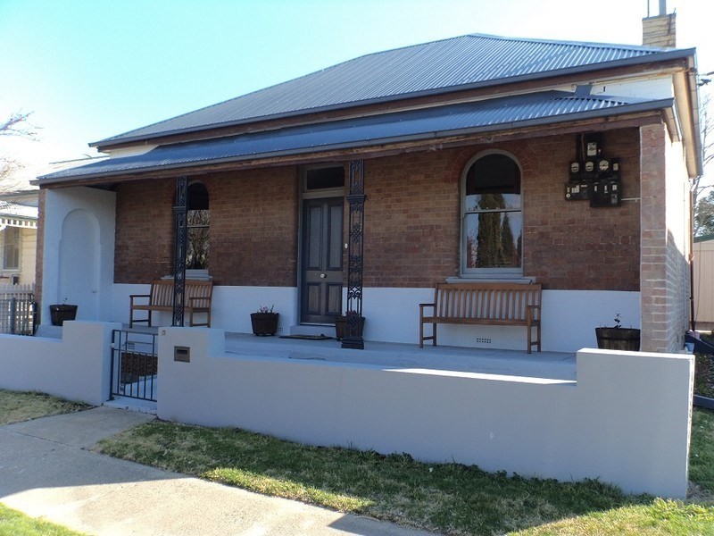 12 George Street, Goulburn NSW 2580